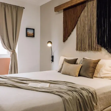 Апартаменты Tadara - 3 Bedrooms In Santo Antonio *